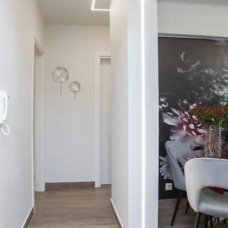 Deka Luxury Tríkala